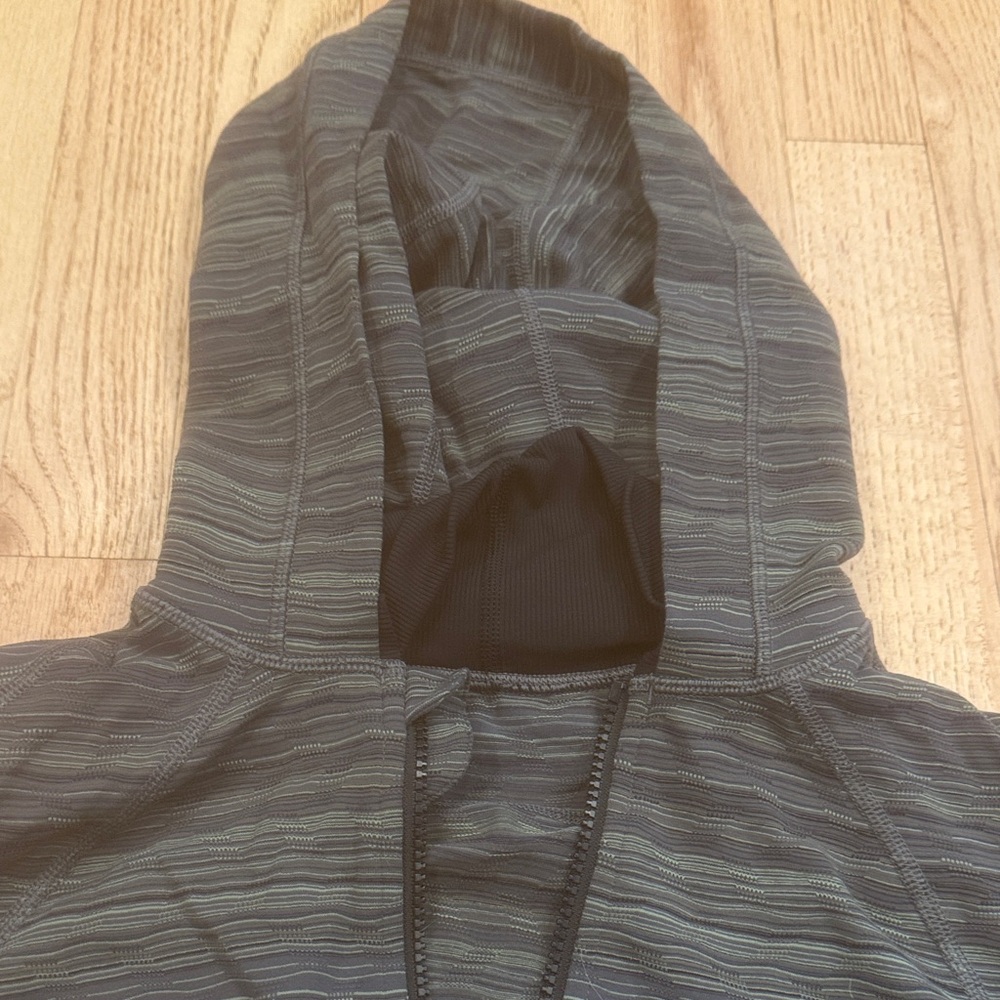 Lululemon Jacket Zipup Green and Black - Picture 5 of 6